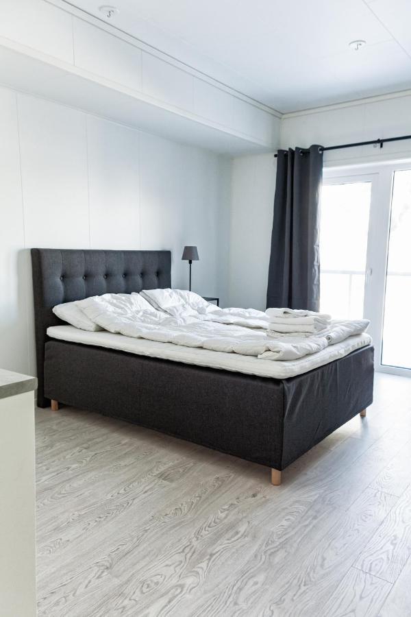 Stylish And Serviced Studio Apartment In Lofoten Сволвер Екстер'єр фото